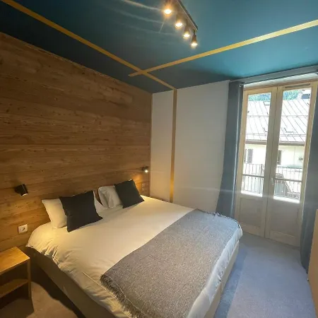 La Verticale شامونكس